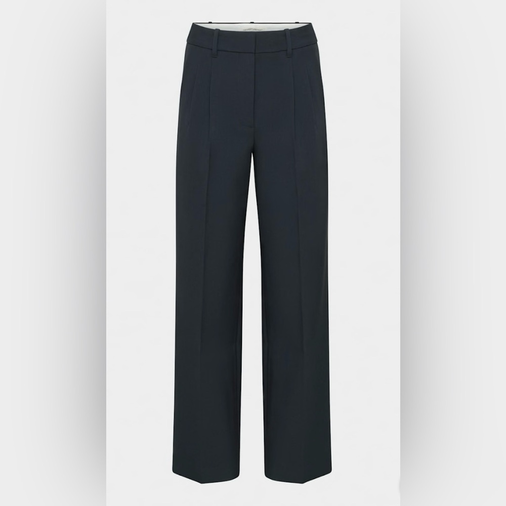 Aritzia The Effortless Pant - Black